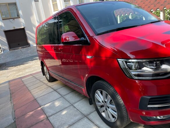 2018 Volkswagen Multivan T6, красный, 7000000 рублей - вид 4