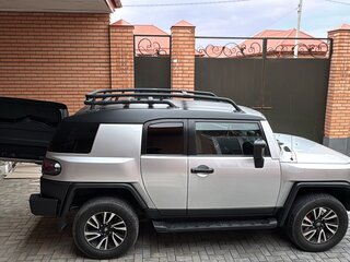 2008 Toyota FJ Cruiser, серый, 3800000 рублей, вид 5