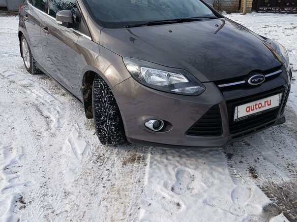 2011 Ford Focus III, коричневый, 1000000 рублей - вид 1