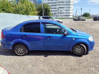 2010 Chevrolet Aveo I Рестайлинг, синий, 400000 рублей, вид 2