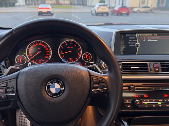 2012 BMW 6 серии 640i III (F06/F13/F12), синий, 4270000 рублей - вид 12