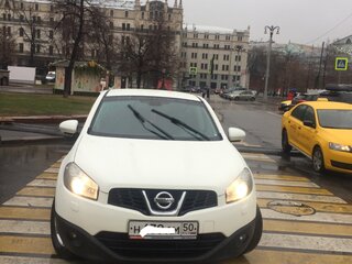 2010 Nissan Qashqai I Рестайлинг, белый, 1200000 рублей, вид 1