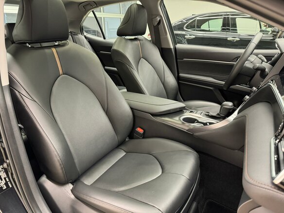2023 Toyota Camry VIII (XV70) Рестайлинг, чёрный - вид 25