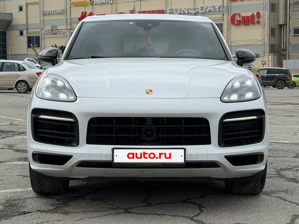 2019 Porsche Cayenne III, белый, 5700000 рублей - вид 1