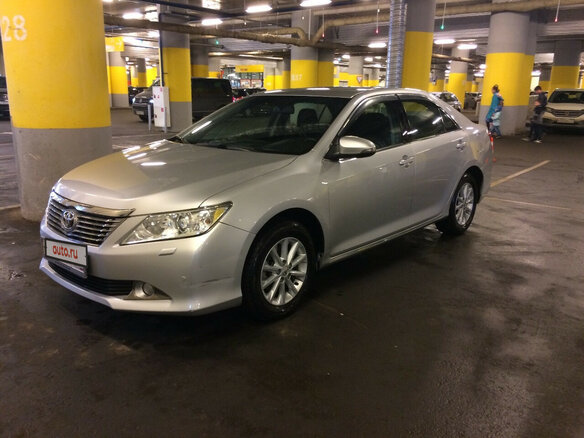 2013 Toyota Camry VII (XV50), серебристый