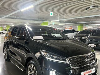 2019 Kia Sorento III Prime Рестайлинг, чёрный, 3000000 рублей, вид 5