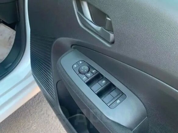 2021 Nissan Note e-Power III, белый, 1620000 рублей - вид 27