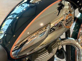 2026 Royal Enfield Classic 350, серый, 526000 рублей, вид 3