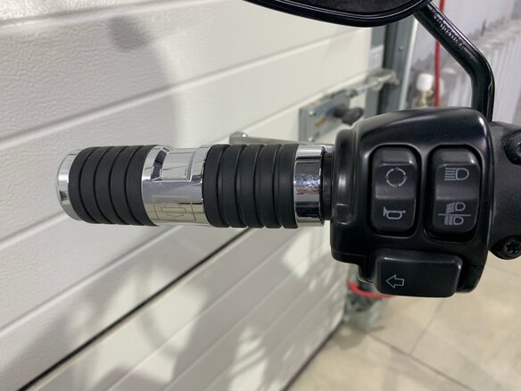 2018 Harley-Davidson Breakout, серый, 1750000 рублей - вид 10