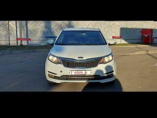 2012 Kia Rio 4-speed III, белый, 850000 рублей, вид 1