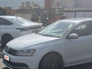 2017 Volkswagen Jetta VI Рестайлинг, серый, 1400000 рублей, вид 1