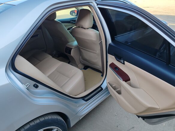 2012 Toyota Camry VII (XV50), серебристый, 1650000 рублей - вид 6