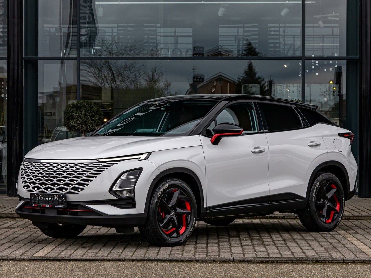 Открыть фотографии: Omoda C5 I