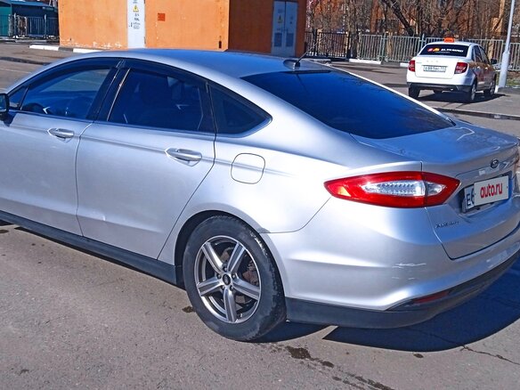 2014 Ford Fusion (North America) II, серебристый, 1090000 рублей - вид 5