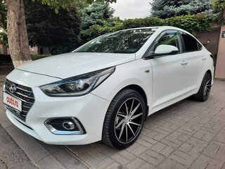 2017 Hyundai Solaris II, белый, 1190000 рублей, вид 1