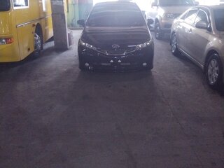 2010 Toyota Wish II, чёрный, 1430000 рублей, вид 4