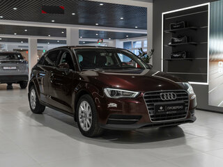2015 Audi A3 III (8V), красный, 1470000 рублей, вид 2