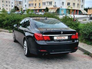 2009 BMW 7 серии 730d V (F01/F02/F04), чёрный, 1880000 рублей, вид 4