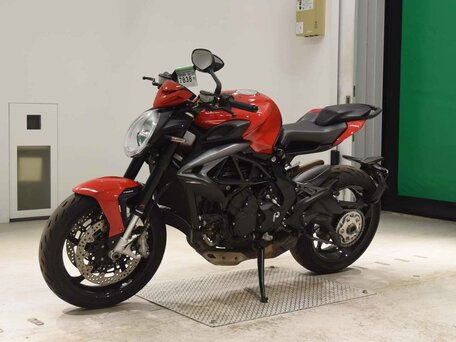 2020 MV Agusta Brutale 800, красный, 699361 рублей, вид 4