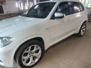 2012 BMW X5 M50d II (E70) Рестайлинг, белый, 2450000 рублей, вид 1