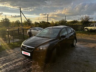 2011 Ford Focus II Рестайлинг, чёрный, 750000 рублей, вид 1