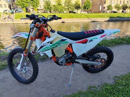 2021 KTM 250 EXC F, белый, 1090000 рублей, вид 1