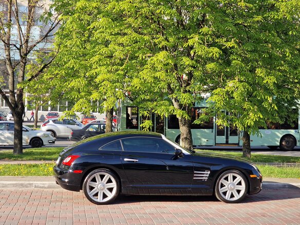 2004 Chrysler Crossfire, чёрный, 1800000 рублей - вид 3