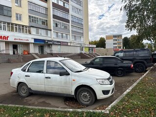 2012 Lada (ВАЗ) Granta I, белый, 130000 рублей, вид 2