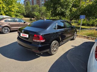 2017 Volkswagen Polo V Рестайлинг, чёрный, 1020000 рублей, вид 3