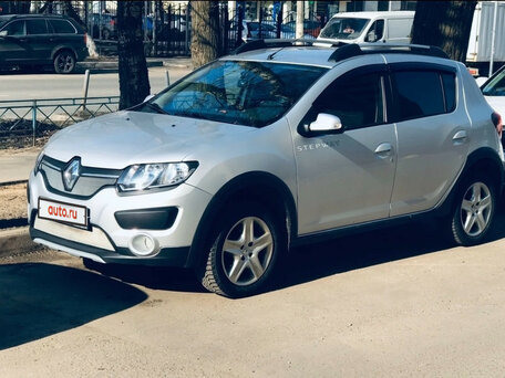 2015 Renault Sandero Stepway II, серебристый, 949900 рублей, вид 1