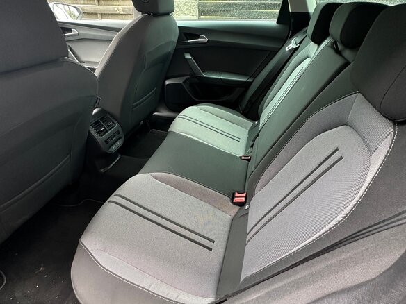 2021 SEAT Leon IV, серый, 1320000 рублей - вид 17