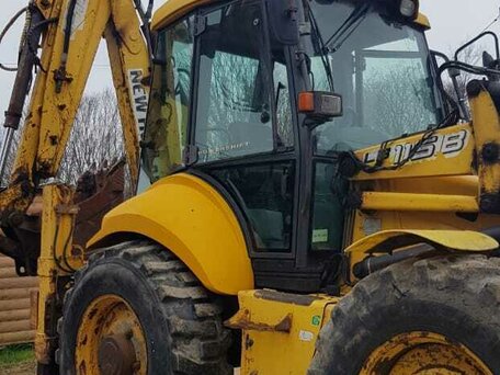 2005 New Holland LB115, жёлтый, 4200000 рублей, вид 1