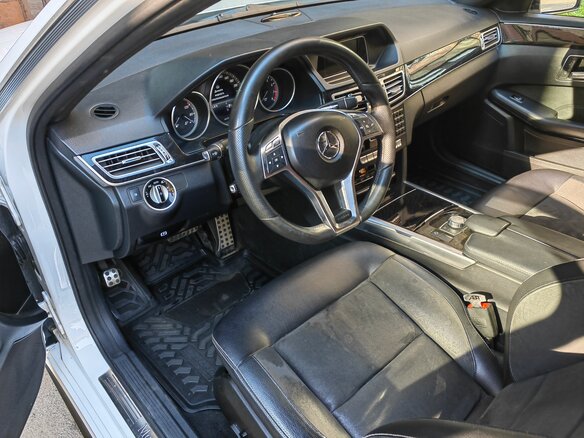 2013 Mercedes-Benz E-Класс 200 IV (W212, S212, C207) Рестайлинг, белый - вид 11