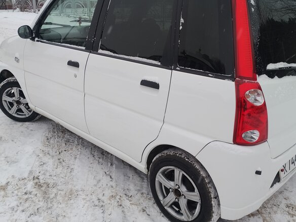 2005 Subaru Pleo I Рестайлинг 3, белый, 370000 рублей - вид 4