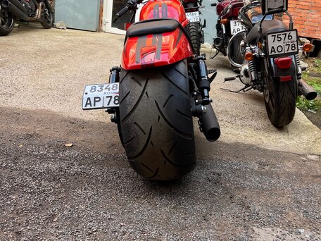 2008 Harley-Davidson V-Rod, красный, 2100000 рублей, вид 3