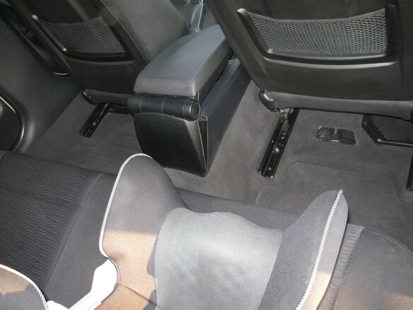 2007 BMW 1 серии 118i I (E81/E82/E87/E88) Рестайлинг, серебристый - вид 24