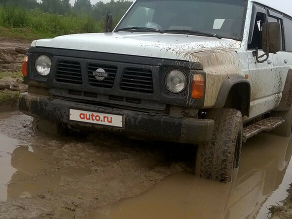 1994 Nissan Patrol IV (Y60), белый