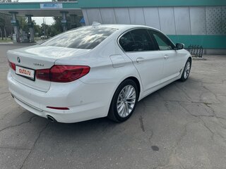 2018 BMW 5 серии 520d VII (G30/G31/G38), белый, 3000000 рублей, вид 3