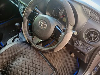 2019 Toyota Vitz III (XP130) Рестайлинг, серебристый, 1200000 рублей, вид 5