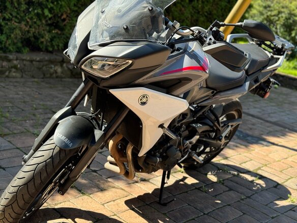 2018 Yamaha MT-09 (FZ-09), белый, 880000 рублей - вид 6