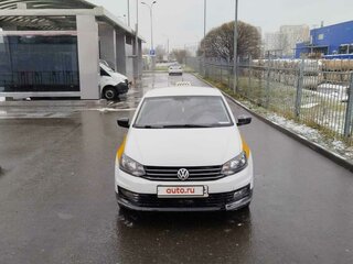 2018 Volkswagen Polo V Рестайлинг, белый, 680000 рублей, вид 2