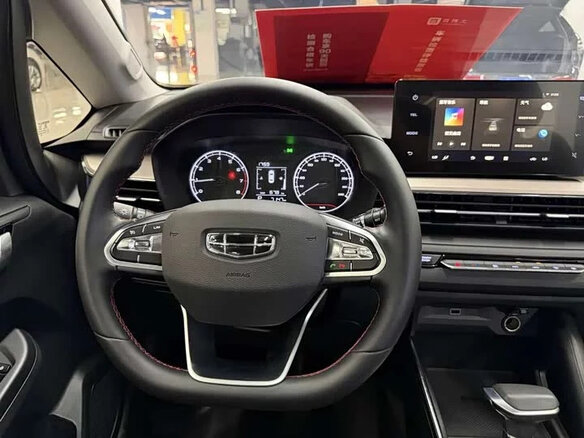 2022 Geely Vision X3 Pro, белый, 1100000 рублей - вид 10