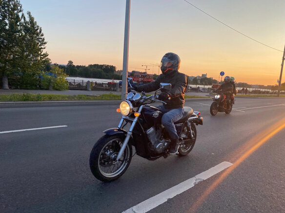 1995 Honda VRX 400, синий, 310000 рублей - вид 5