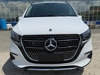 2024 Mercedes-Benz V-Класс Extra Long 300 экстра длинный III (W447) Рестайлинг 2, белый, 11500000 рублей, вид 3