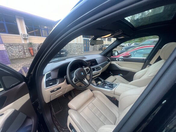 2018 BMW X5 30d IV (G05/G18), чёрный, 5000000 рублей - вид 9