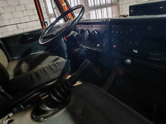 2013 КамАЗ 43118, оранжевый, 3200000 рублей - вид 3