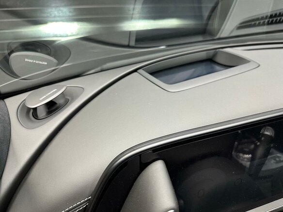 2026 Genesis G90 Limousine II, чёрный, 32300000 рублей - вид 18