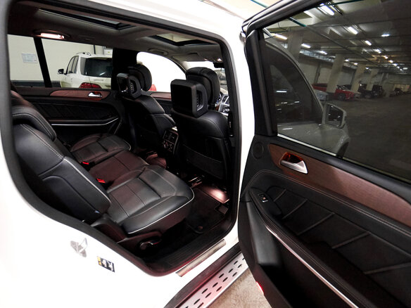 2013 Mercedes-Benz GL-Класс 500 II (X166), белый - вид 3