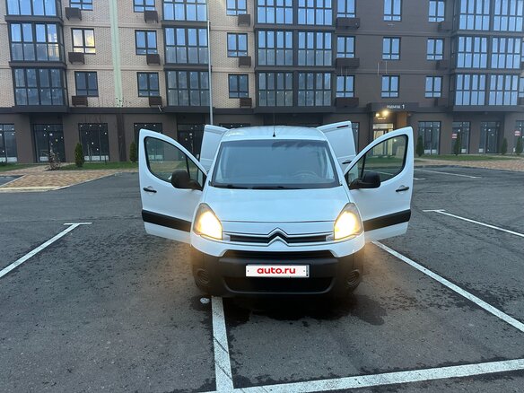 2013 Citroen Berlingo II Рестайлинг, белый, 649000 рублей - вид 1