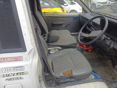 1992 Toyota LiteAce, белый, 380000 рублей, вид 3